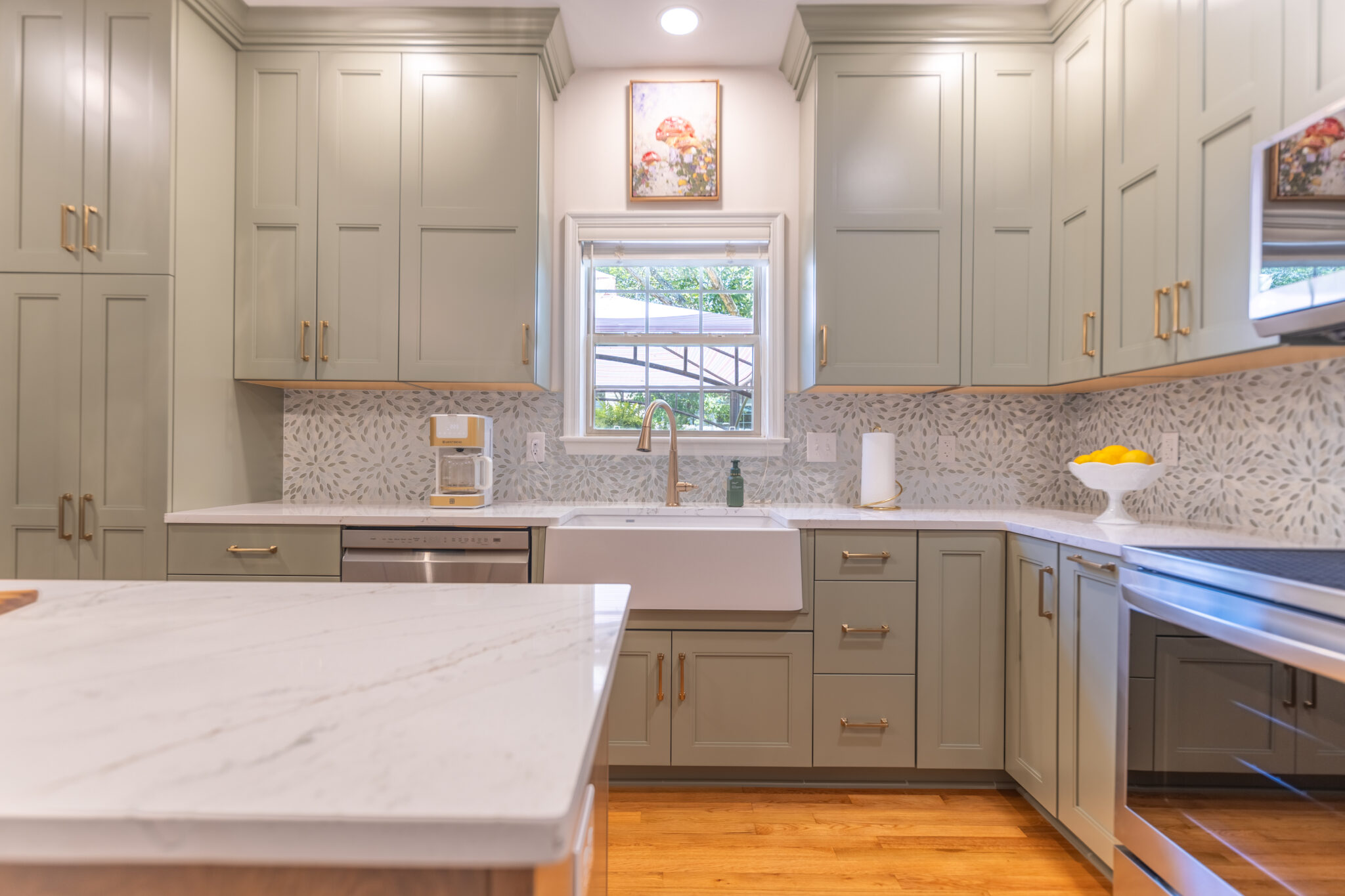 Traditional Farmhouse Kitchen Remodel in Lexington, KY by Mulberry Builders project photo